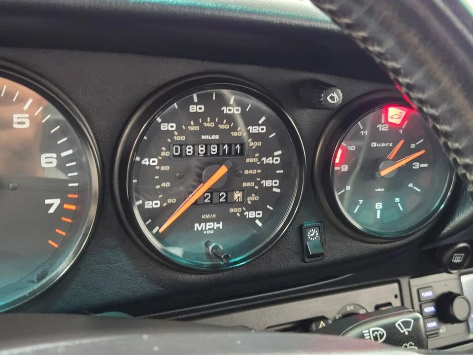 1995 Porsche 993 Carrera - Image 15 of 31