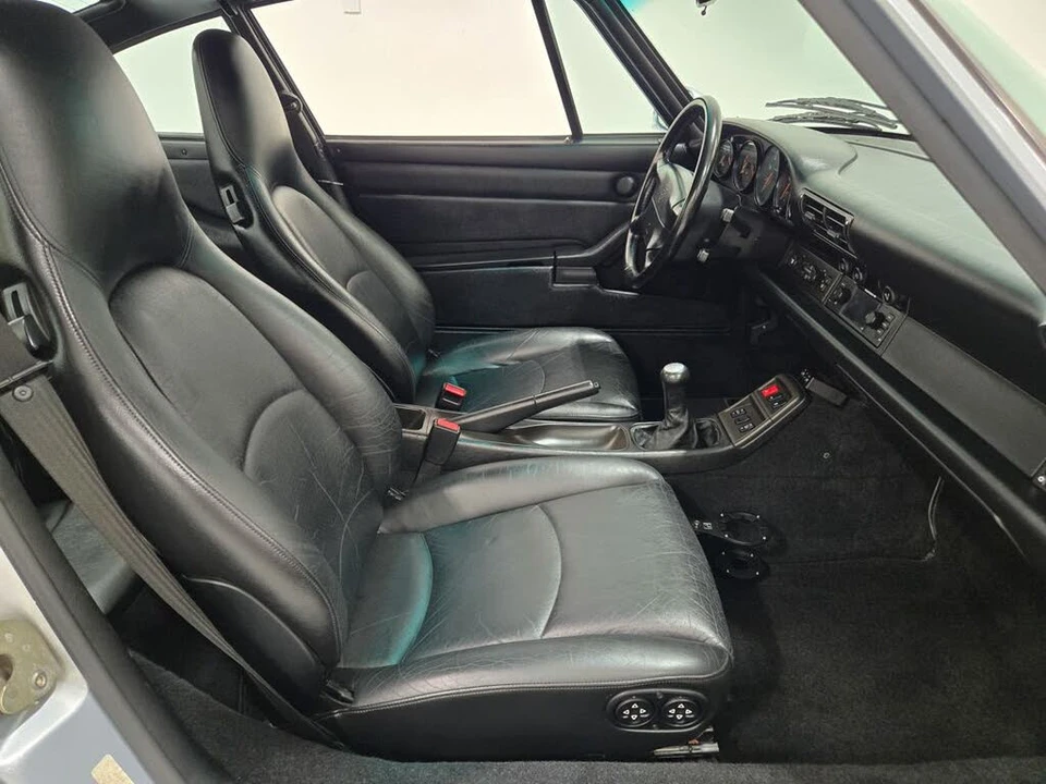 1995 Porsche 993 Carrera - Image 25 of 31