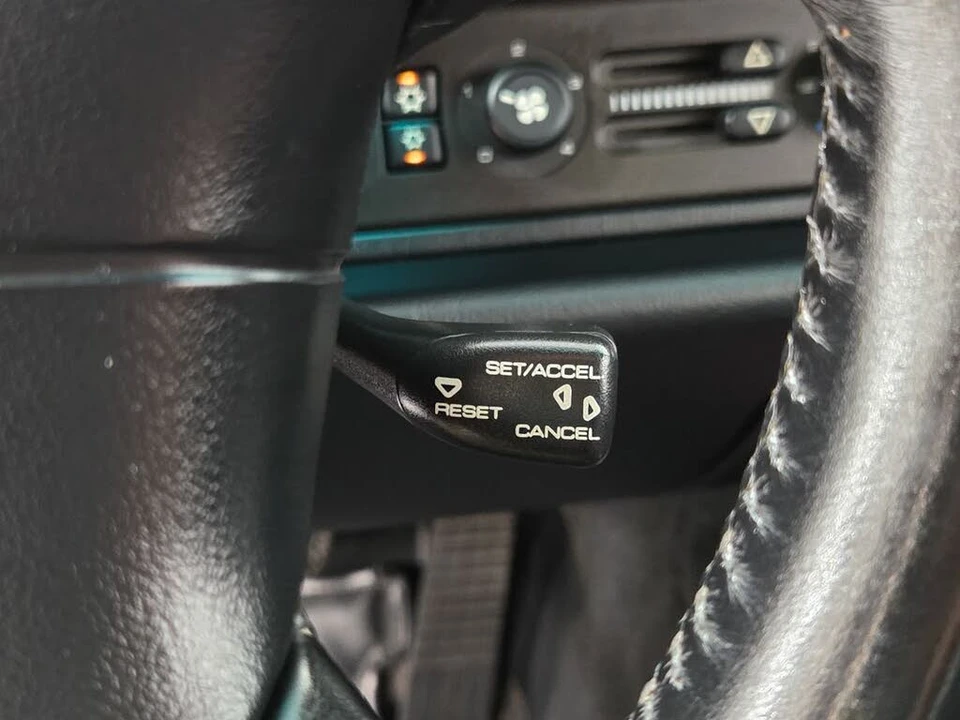 1995 Porsche 993 Carrera - Image 17 of 31