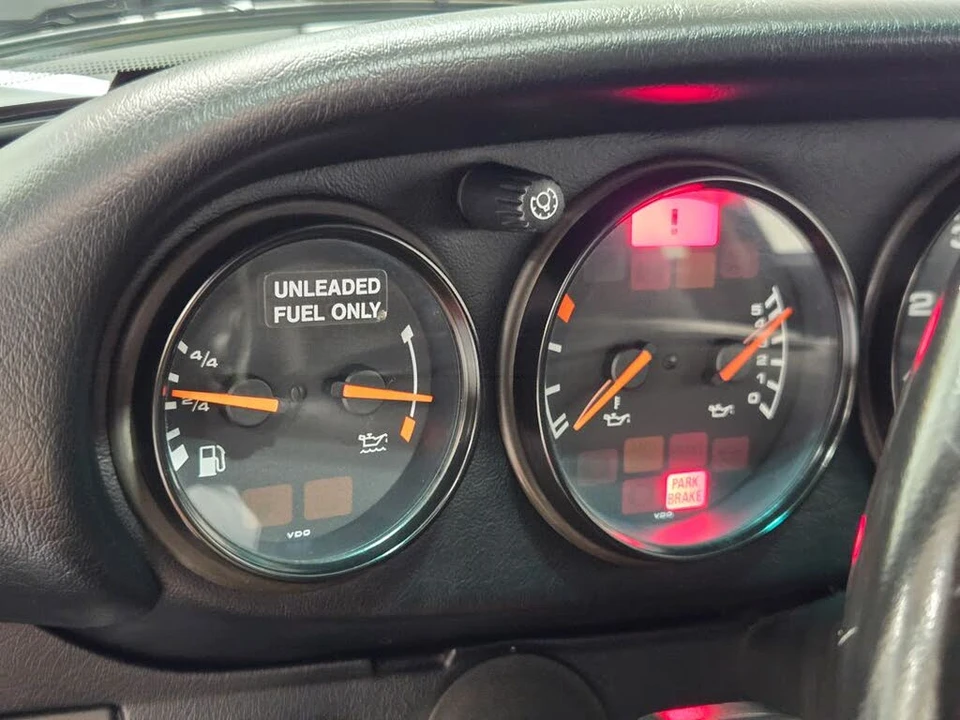 1995 Porsche 993 Carrera - Image 16 of 31