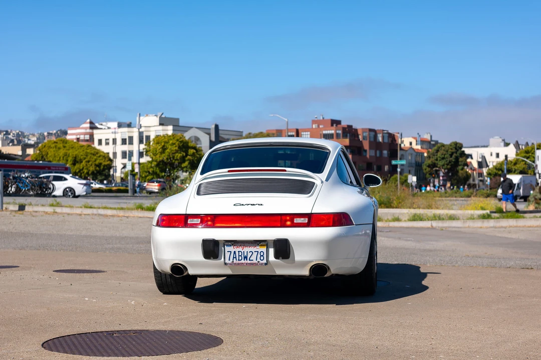 1995 Porsche 993 Carrera - Image 12 of 31