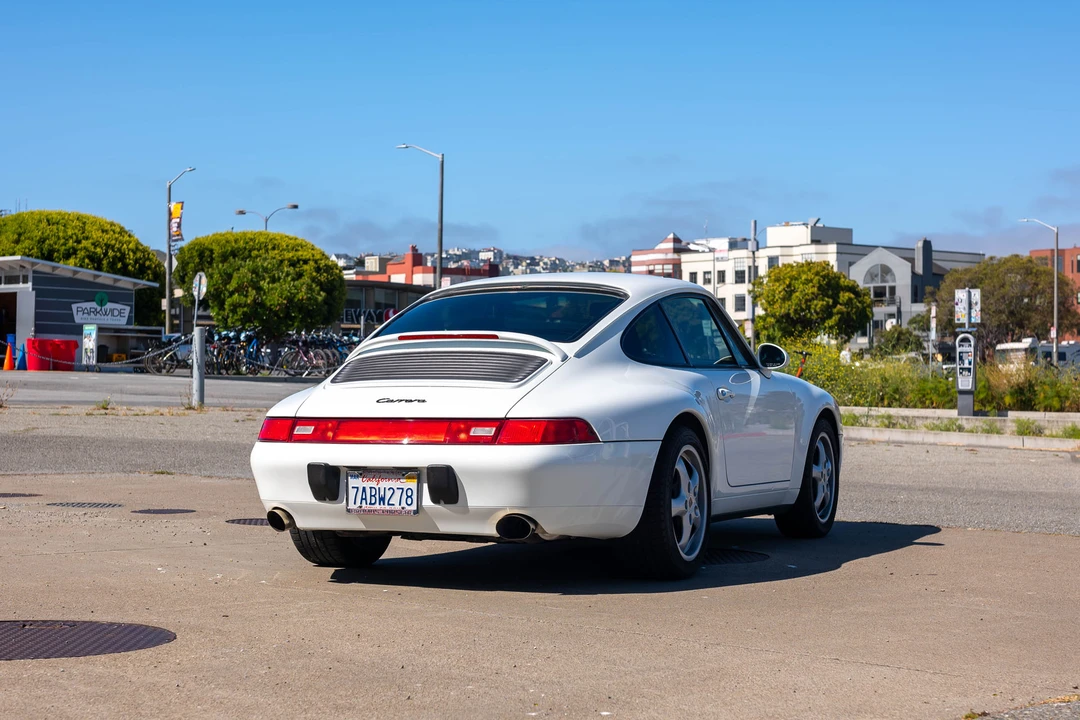 1995 Porsche 993 Carrera - Image 13 of 31