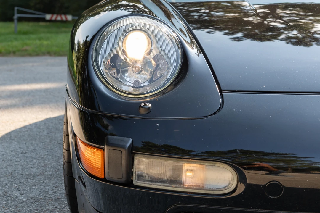 1995 Porsche 993 Carrera - Image 10 of 31