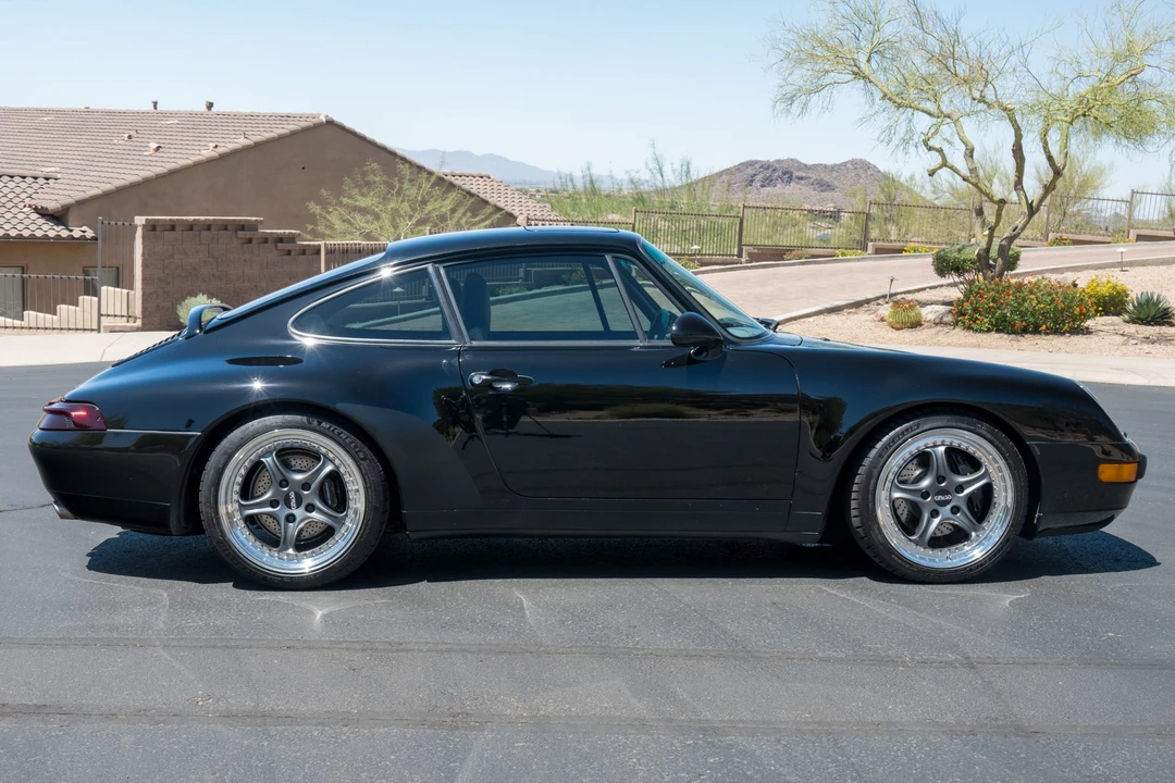 1995 Porsche - Image 8 of 31
