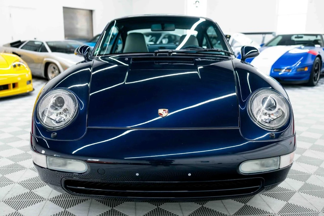 1995 Porsche 993 Carrera - Image 4 of 31