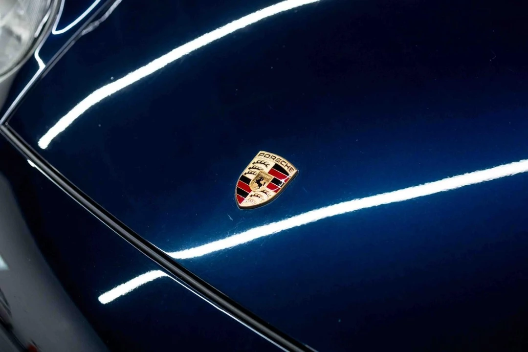 1995 Porsche 993 Carrera - Image 13 of 31