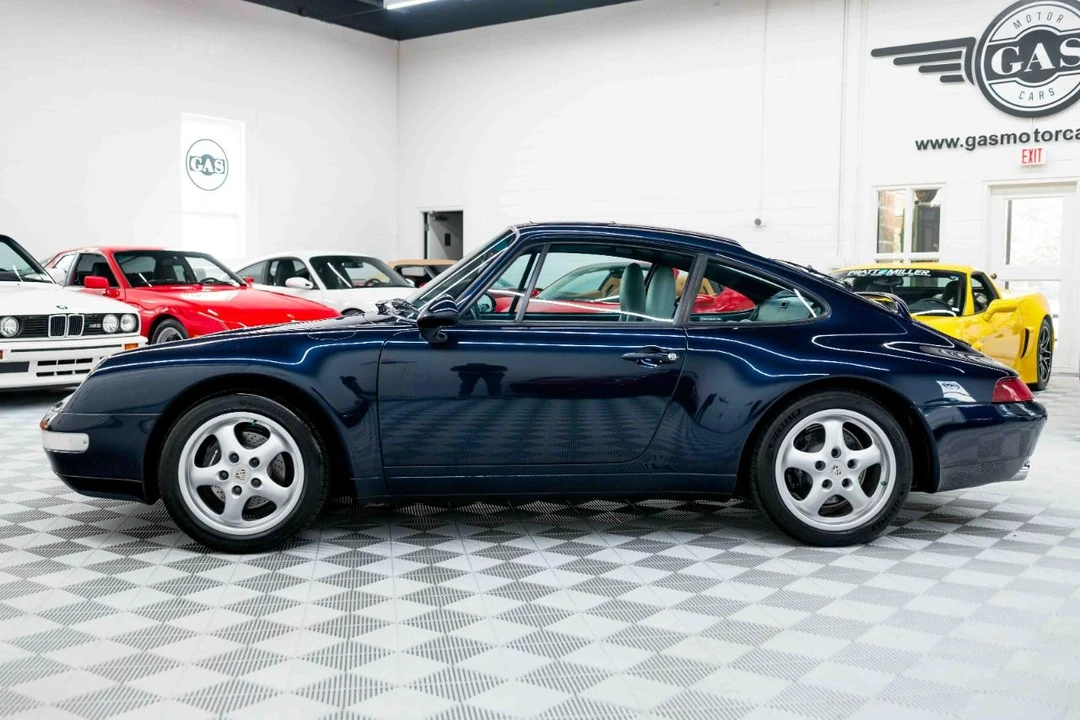 1995 Porsche 993 Carrera - Image 10 of 31