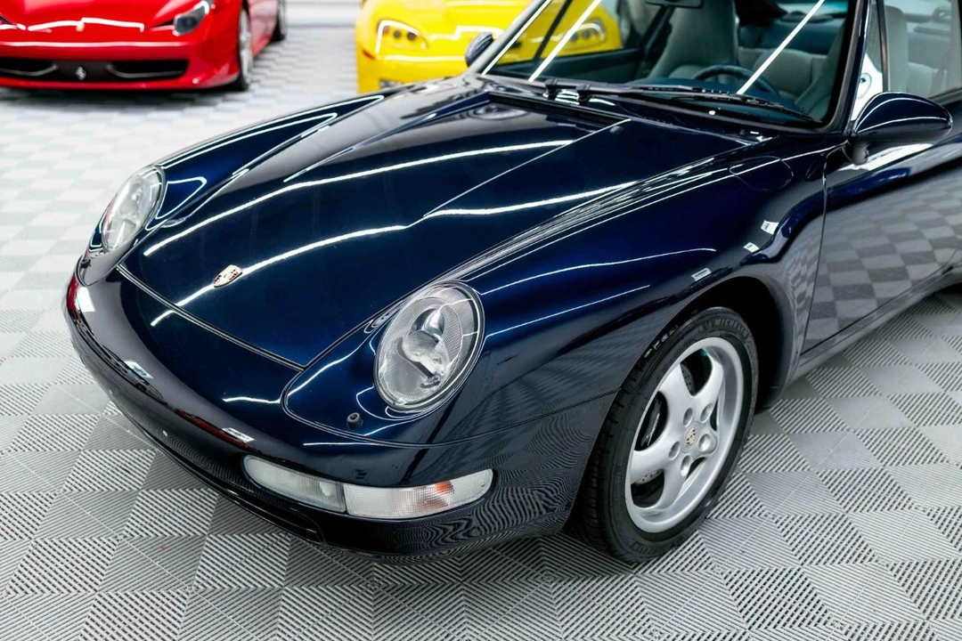 1995 Porsche 993 Carrera - Image 11 of 31