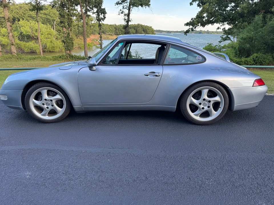 1995 Porsche 993 Carrera - Image 9 of 31