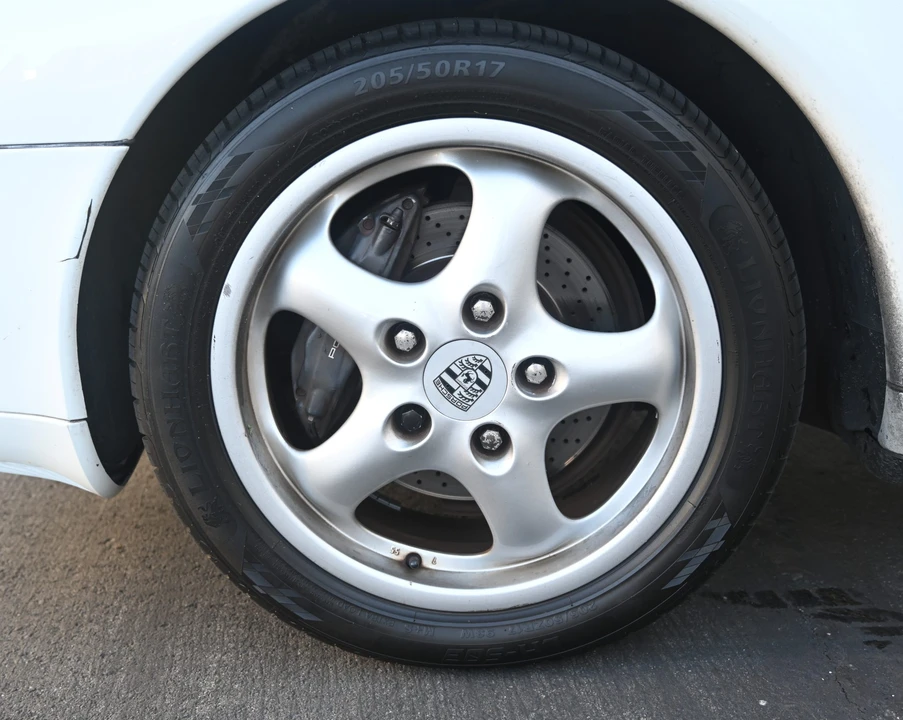 1995 Porsche 993 Carrera - Image 26 of 31