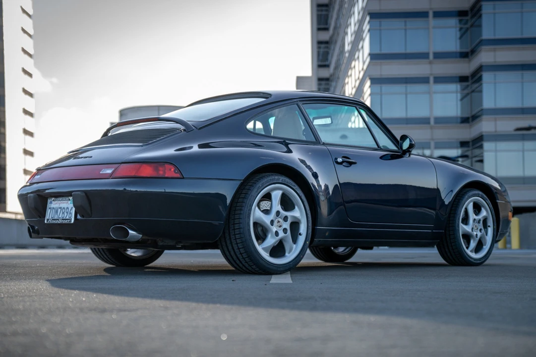 1995 Porsche 993 Carrera - Image 11 of 31