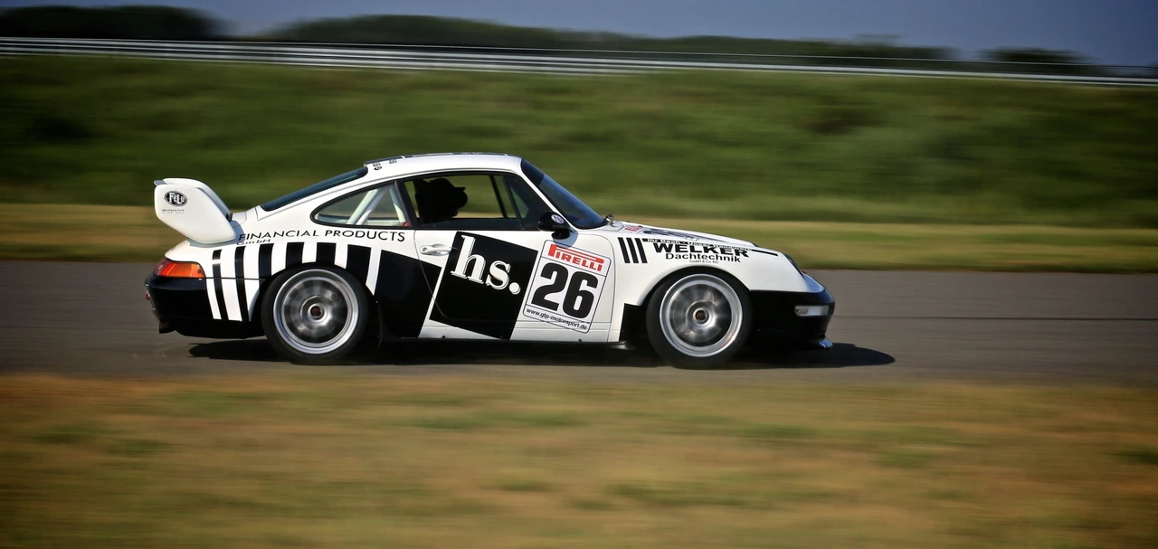 1995 Porsche 993 Carrera - Image 3 of 31