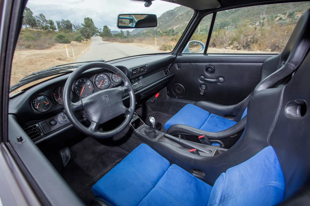 1995 Porsche 911 - Image 27 of 31