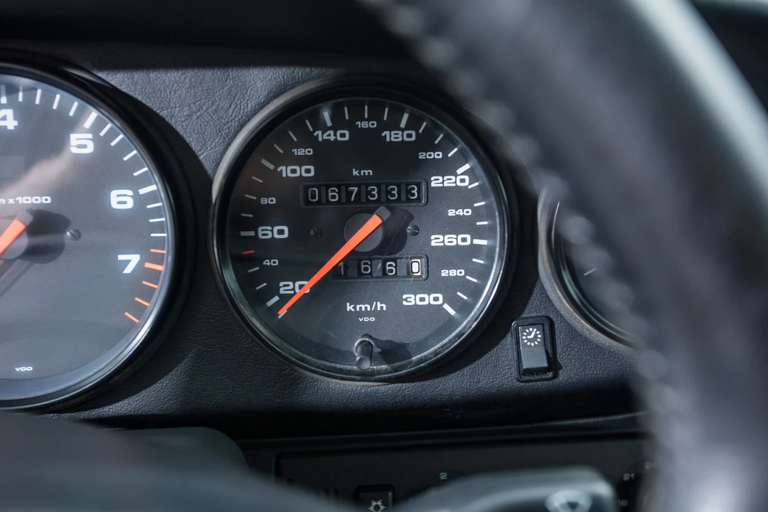 1995 Porsche 911 - Image 19 of 31