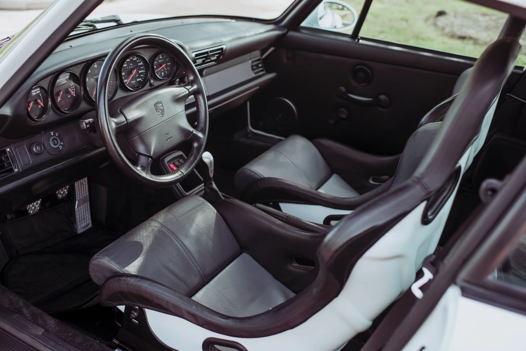 1995 Porsche 911 - Image 22 of 31