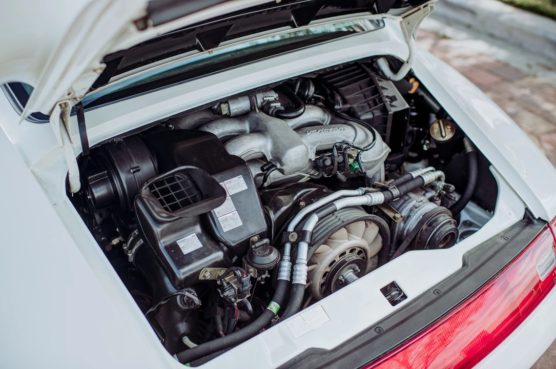 1995 Porsche 911 - Image 11 of 31