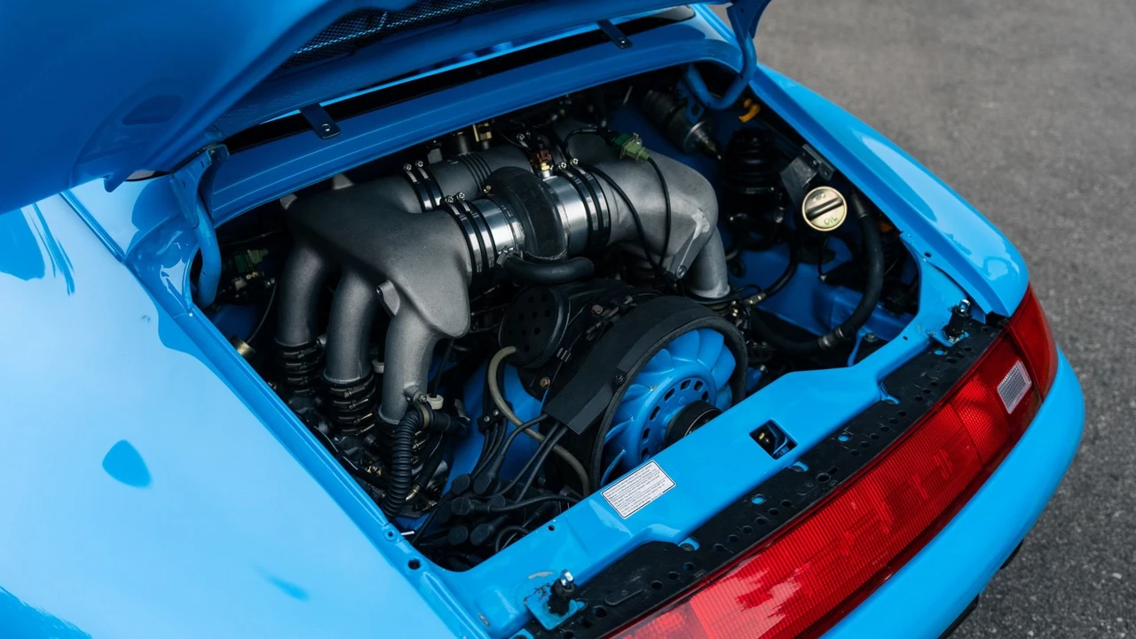 1995 Porsche 993 GT2 - Image 29 of 31