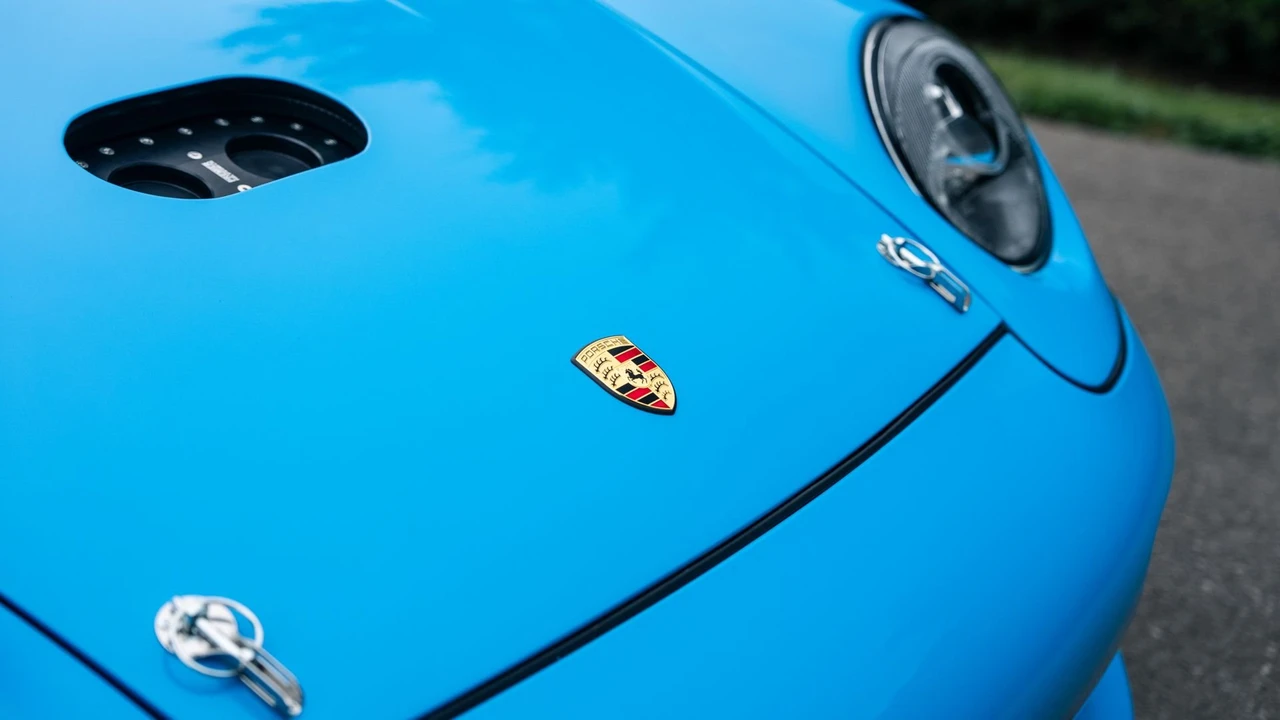 1995 Porsche 993 GT2 - Image 2 of 31