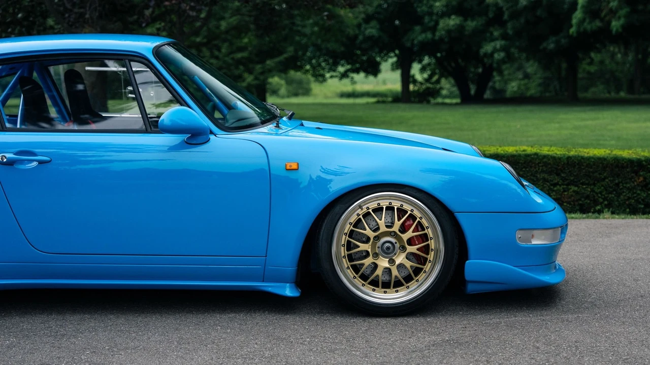 1995 Porsche 993 GT2 - Image 15 of 31