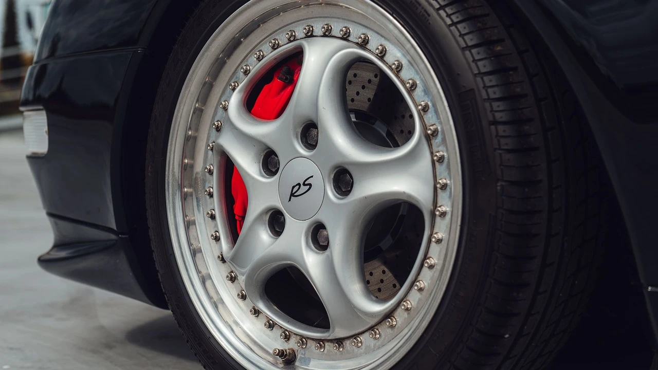 1995 Porsche 993 Carrera - Image 31 of 31