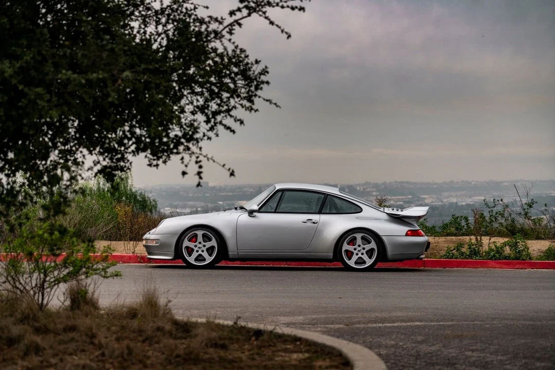1995 Porsche 993 Carrera - Image 6 of 31