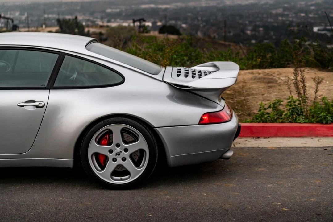 1995 Porsche 993 Carrera - Image 13 of 31