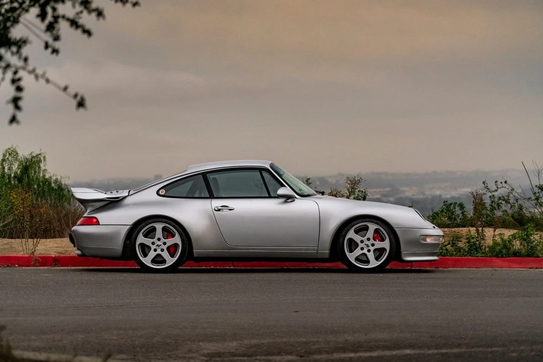 1995 Porsche 993 Carrera - Image 15 of 31