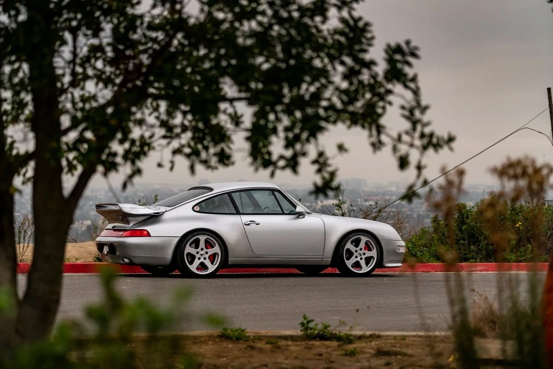 1995 Porsche 993 Carrera - Image 20 of 31