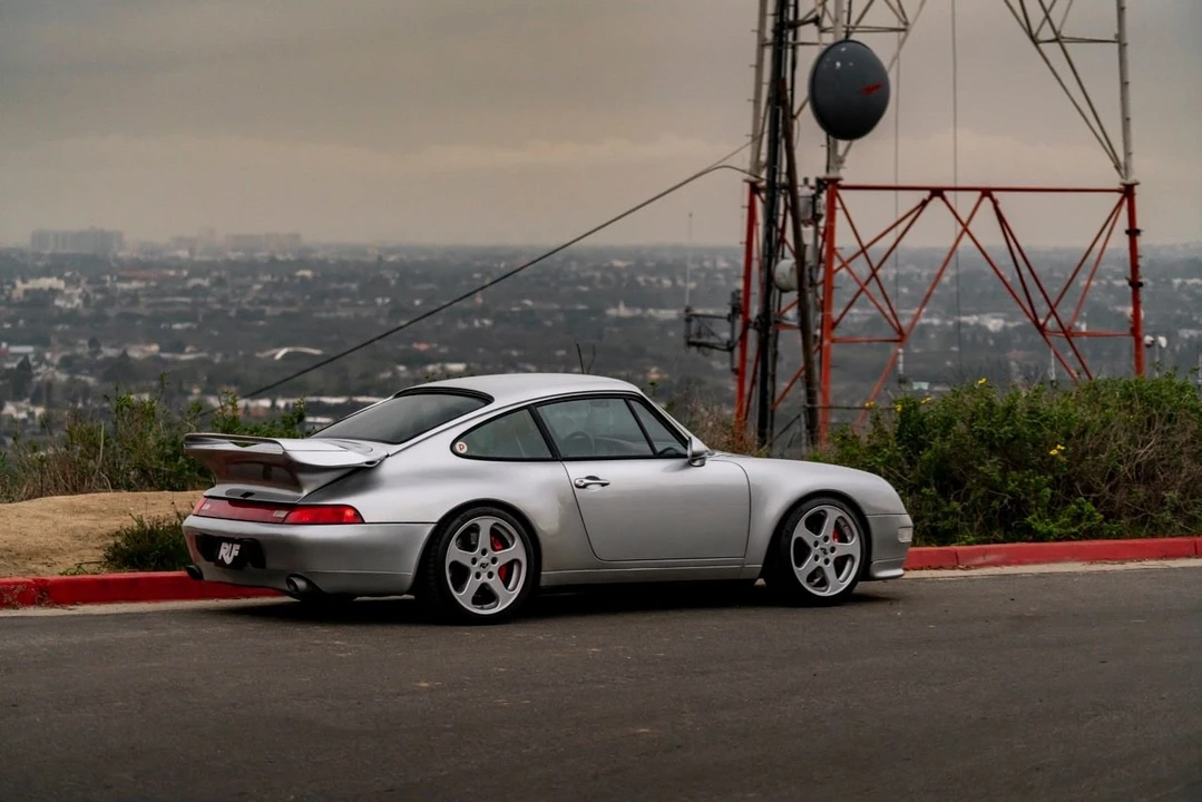 1995 Porsche 993 Carrera - Image 17 of 31