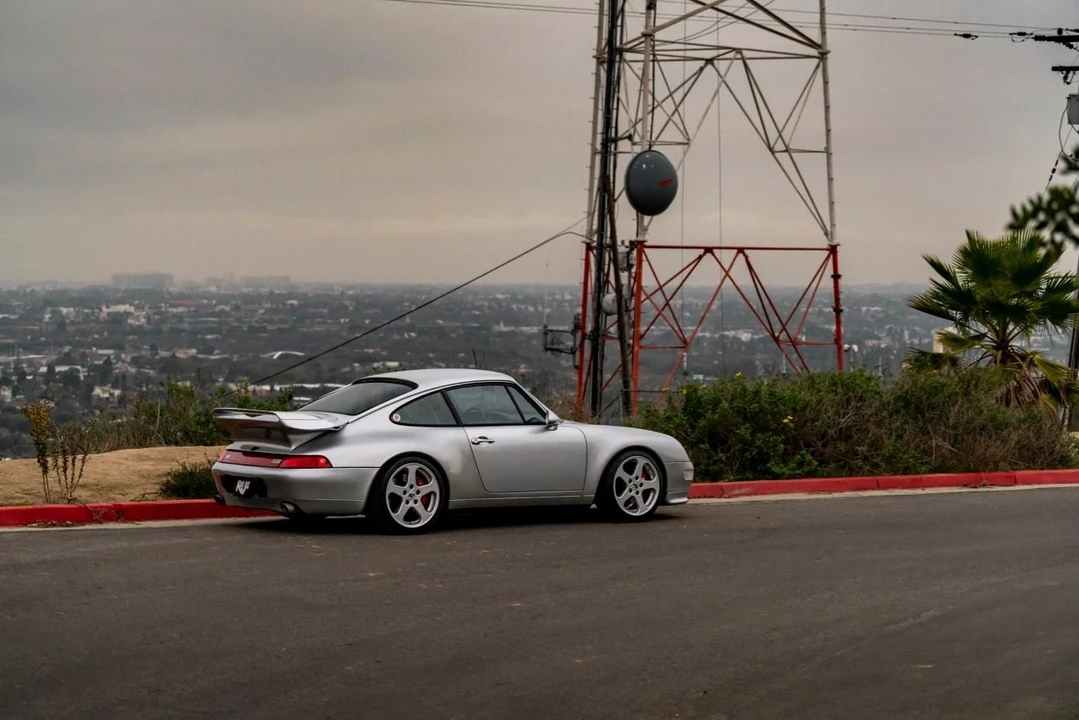 1995 Porsche 993 Carrera - Image 19 of 31
