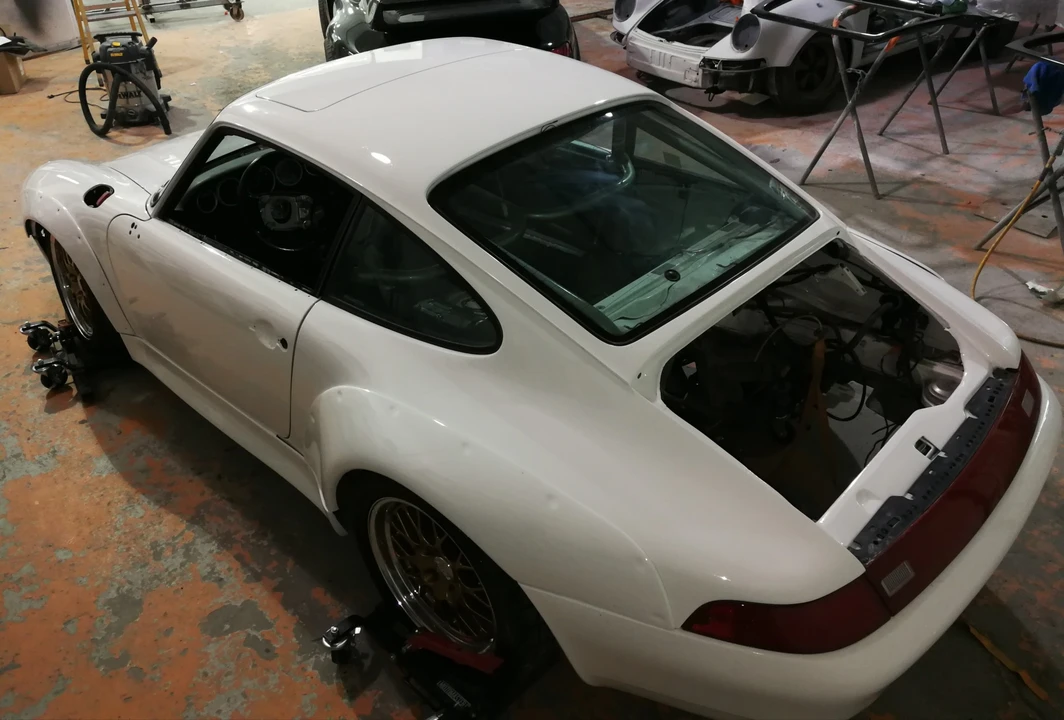 1995 Porsche 993 Carrera - Image 8 of 31