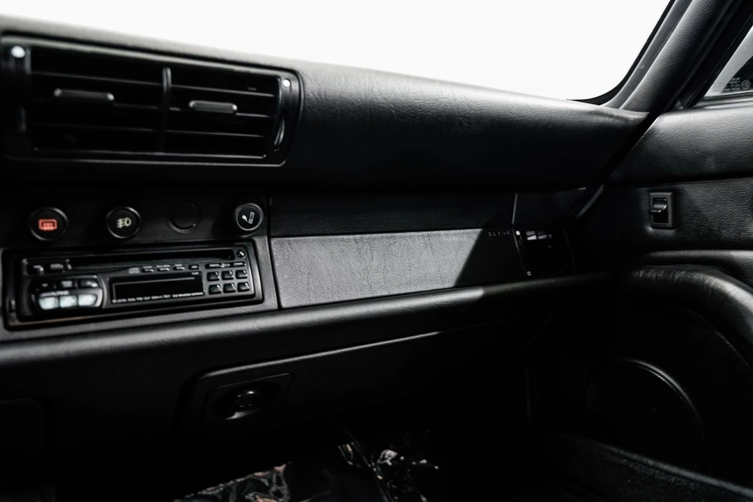 1995 Porsche 993 Carrera - Image 16 of 31