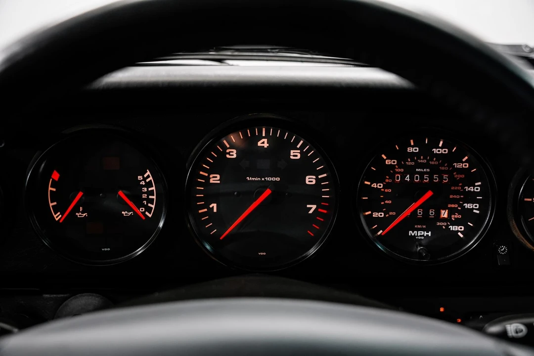 1995 Porsche 993 Carrera - Image 12 of 31