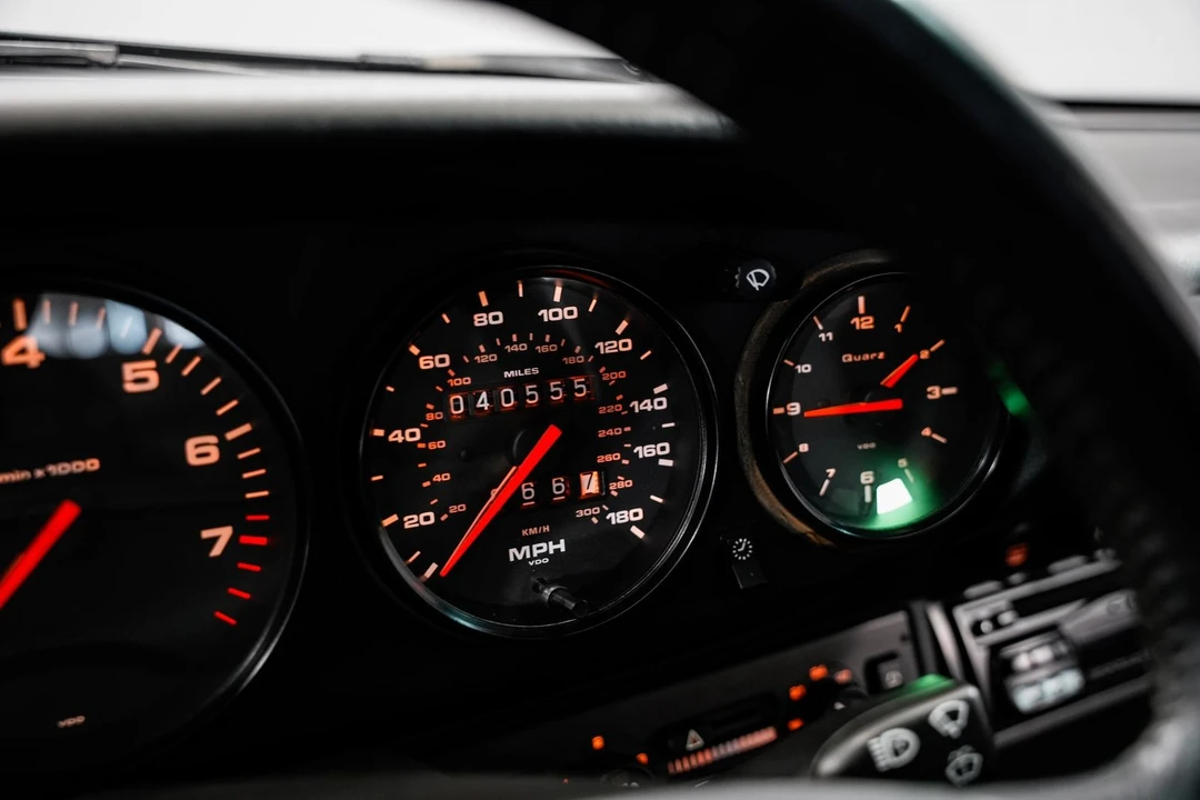 1995 Porsche 993 Carrera - Image 13 of 31