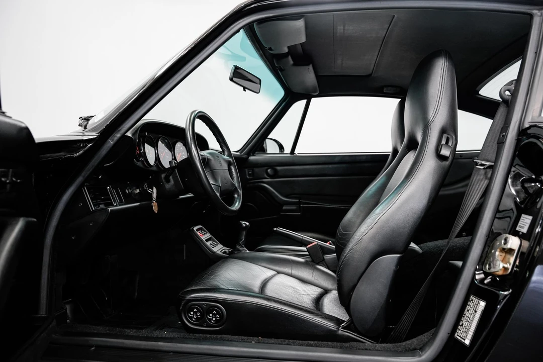 1995 Porsche 993 Carrera - Image 19 of 31