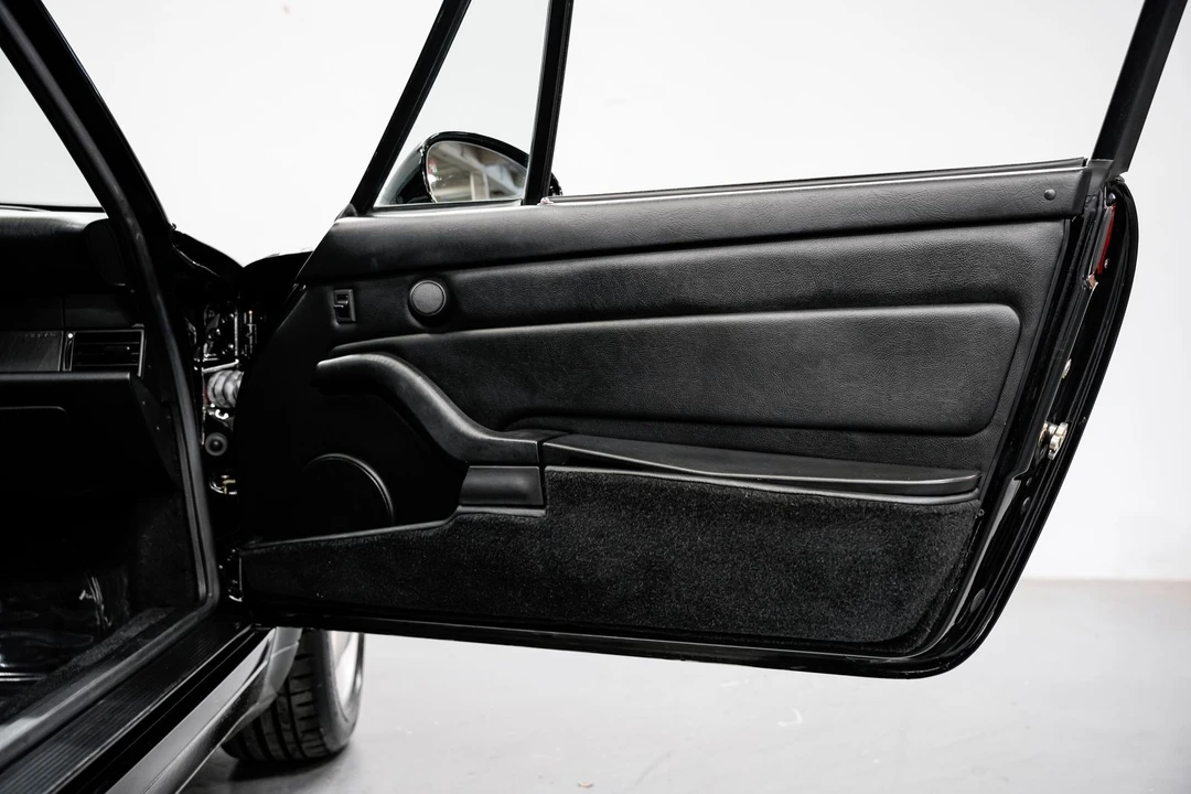1995 Porsche 993 Carrera - Image 26 of 31