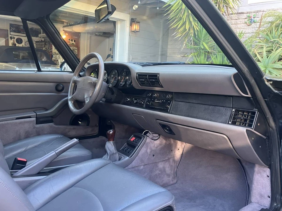 1995 Porsche 993 Carrera - Image 9 of 23