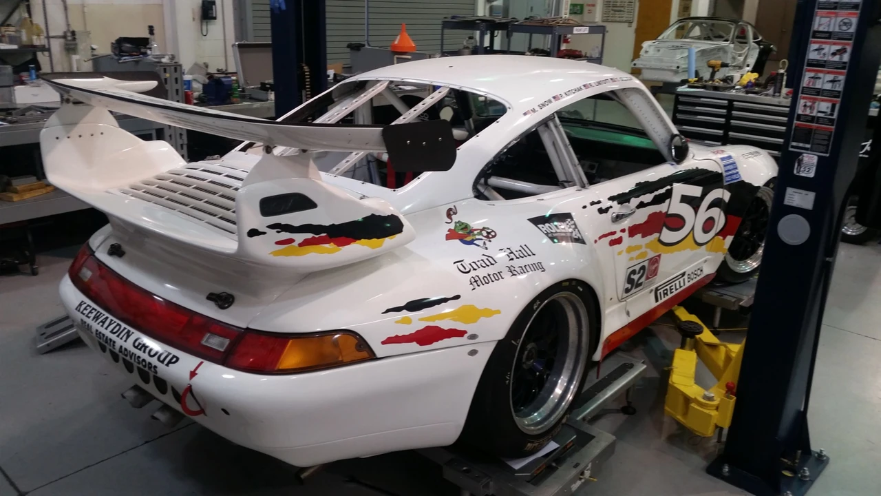 1995 Porsche 993 GT2 - Image 26 of 31