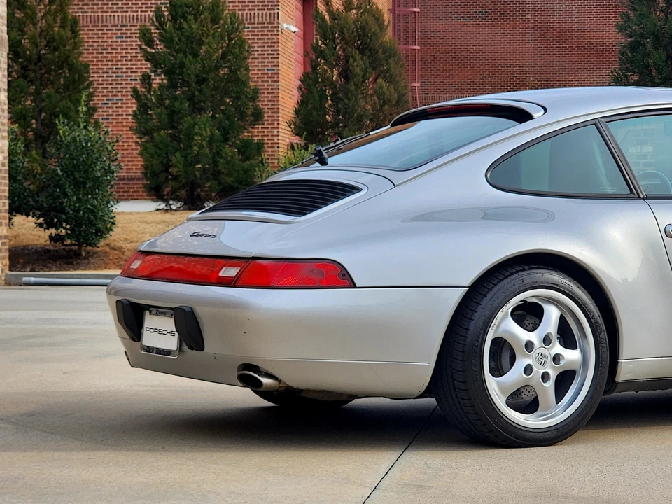 1995 Porsche 993 Carrera - Image 18 of 21