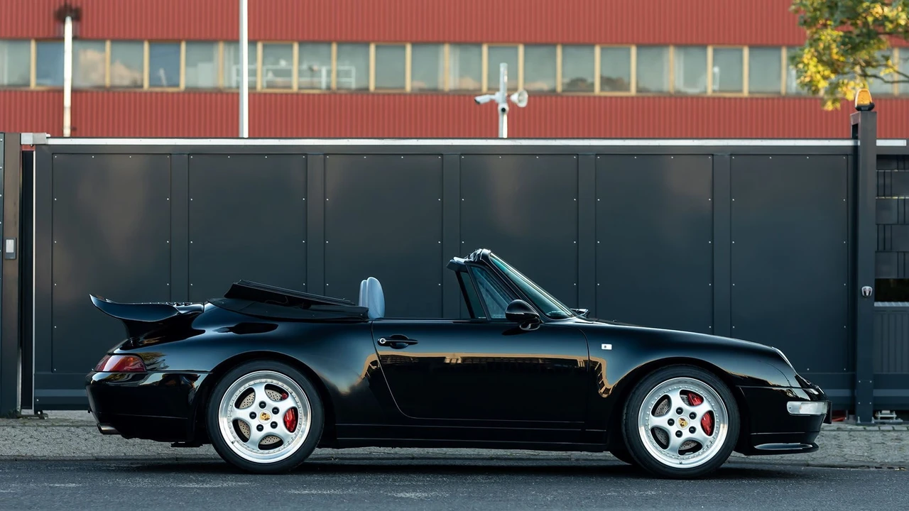 1995 Porsche 993 Turbo - Image 9 of 31