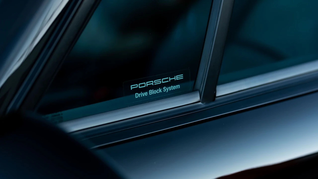 1995 Porsche 993 Turbo - Image 27 of 31