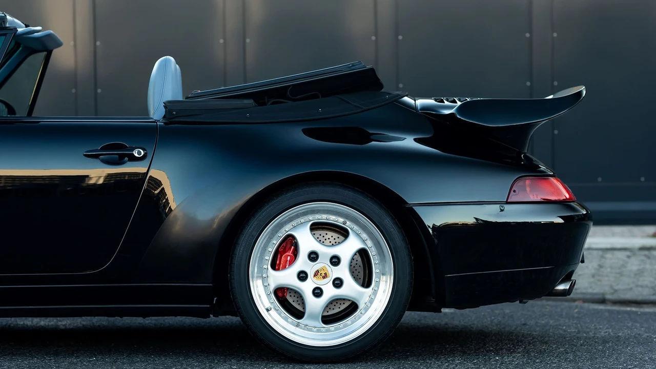 1995 Porsche 993 Turbo - Image 15 of 31