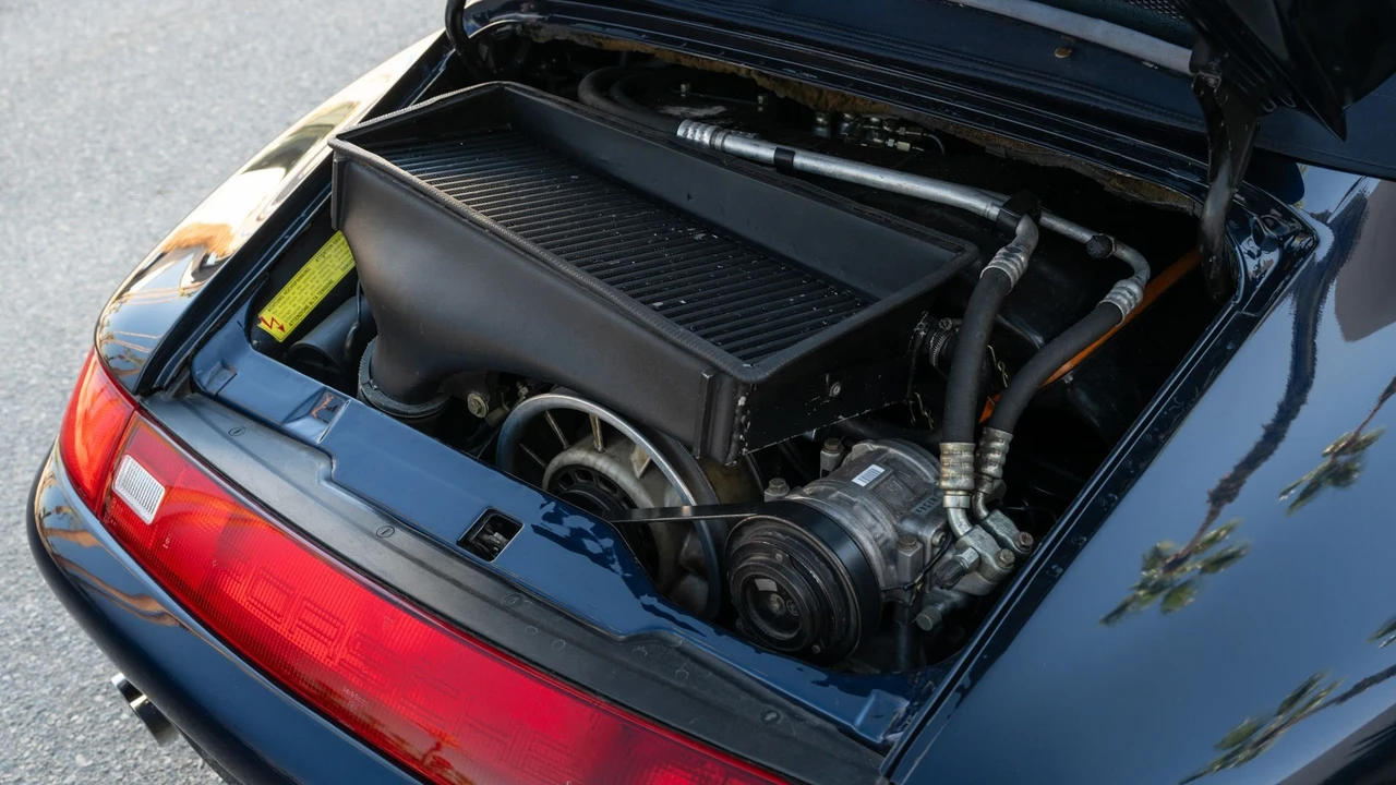 1995 Porsche 993 Turbo - Image 8 of 31