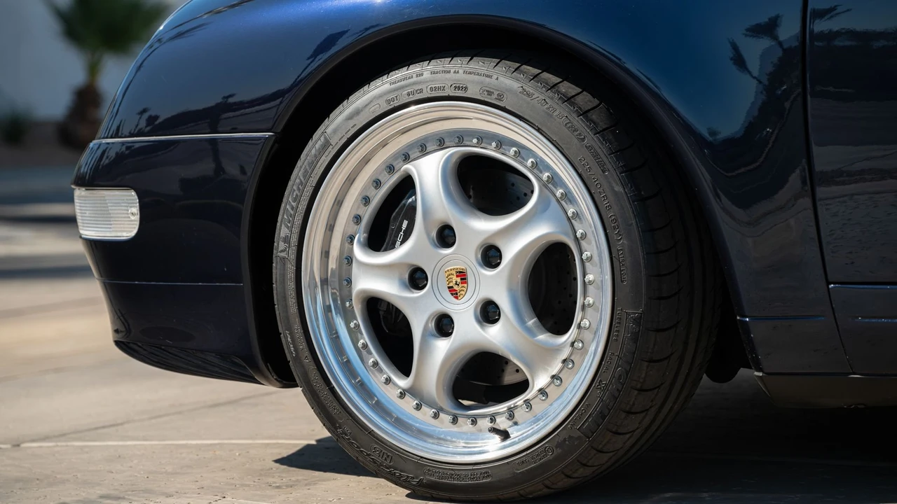 1995 Porsche 993 Turbo - Image 24 of 31
