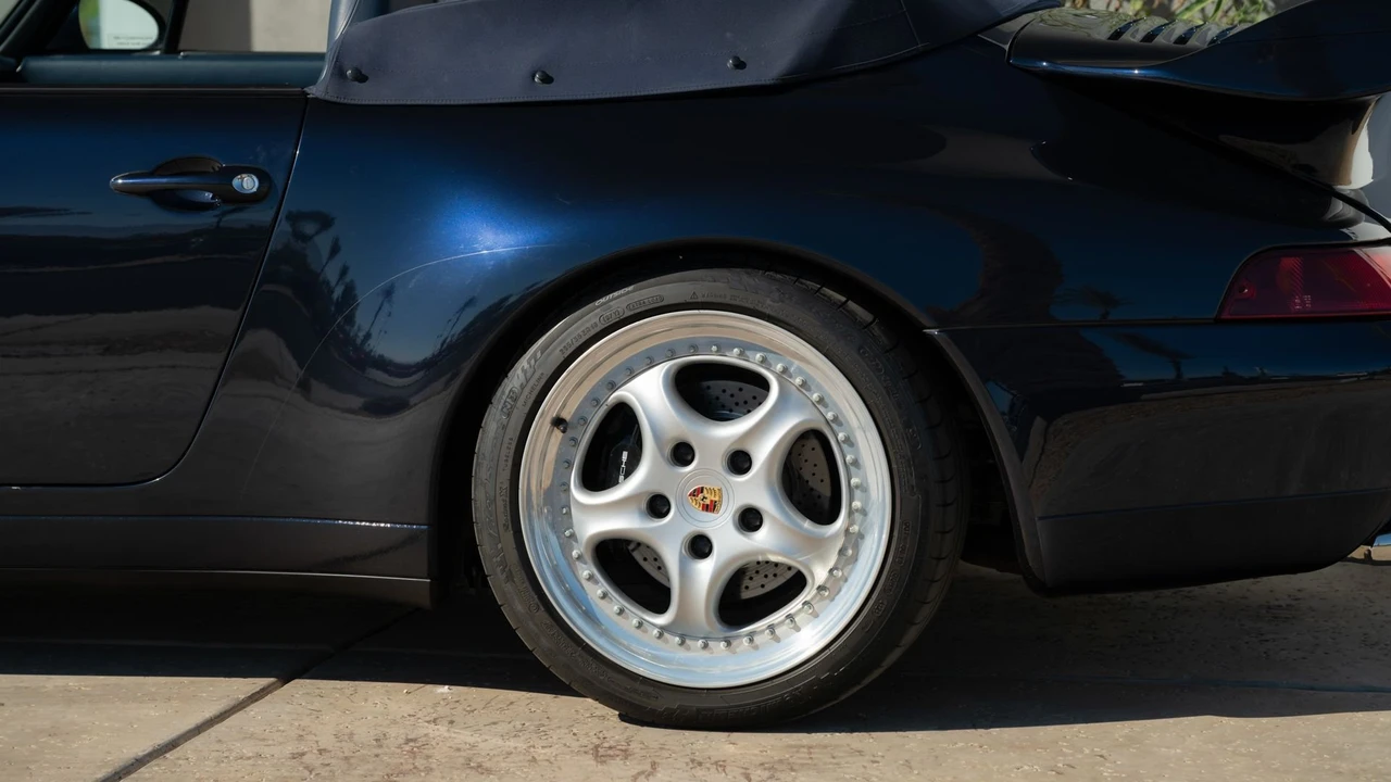 1995 Porsche 993 Turbo - Image 26 of 31