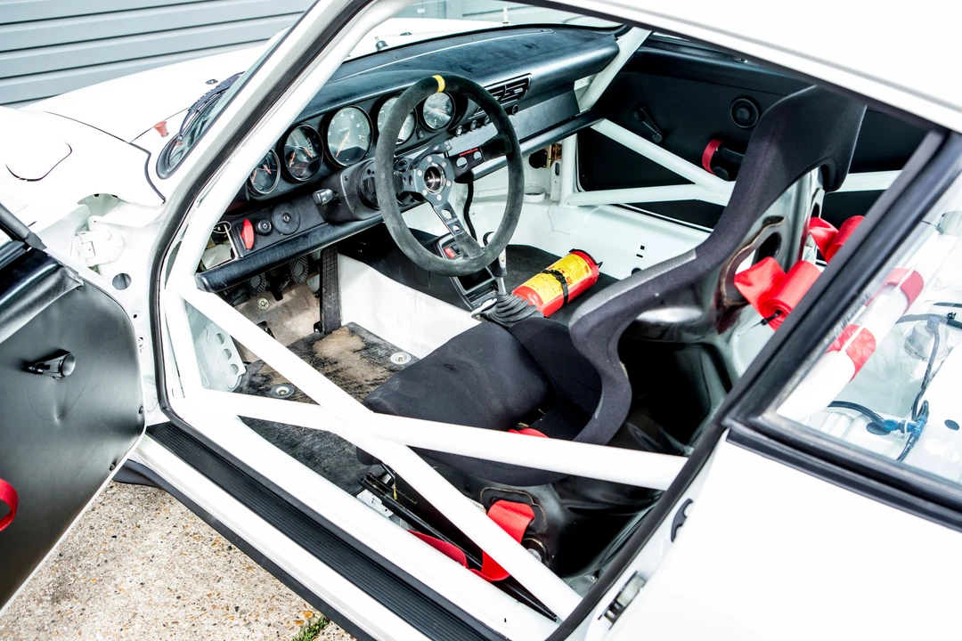 1995 Porsche 993 Carrera - Image 13 of 31