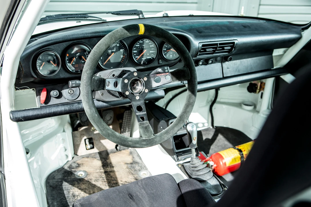 1995 Porsche 993 Carrera - Image 16 of 31
