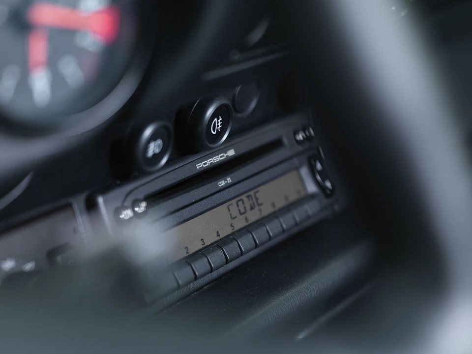 1995 Porsche 993 GT2 - Image 14 of 31