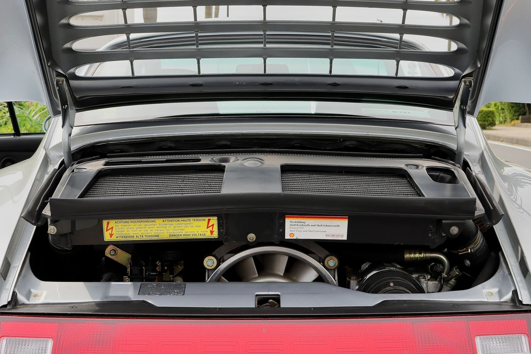 1995 Porsche 993 GT2 - Image 15 of 25