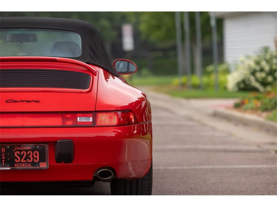 1995 Porsche 993 Carrera - Image 24 of 31